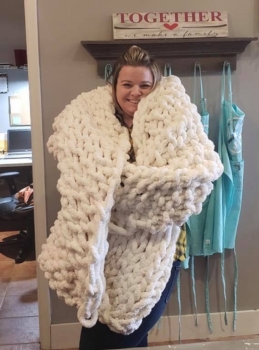 Cozy Knit Blanket Workshop and Pizza Night