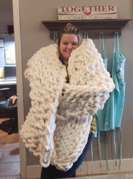 Hunterdon Creekside Cozy Knit Blanket Workshop