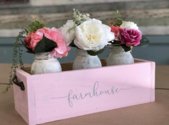 Medium Centerpiece Box Take Home Kit