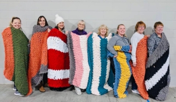 Hand Knit Cozy Blanking Making