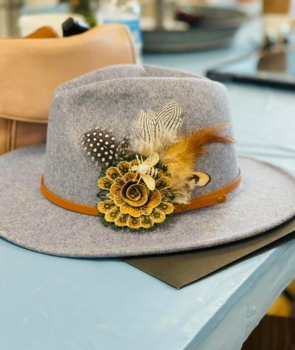 DIY Customized Hat Bar