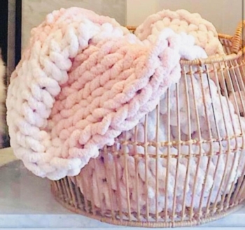 Cozy Hand Knit Blanket making Workshop