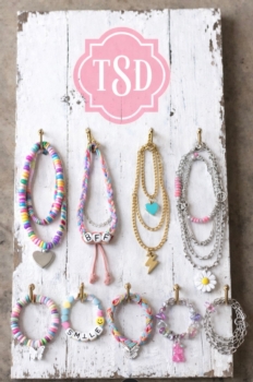 Personalized Wood Jewelry HolderMini Camp Workshop